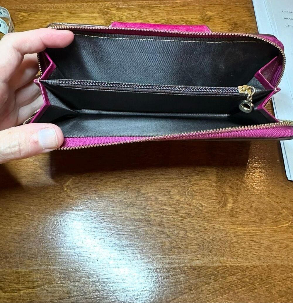 Yafeige Raspberry Leather Zip Around Wallet - Picture 7 of 7